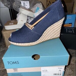 TOMS Women's Navy Wedge Espadrilles Size 7.5